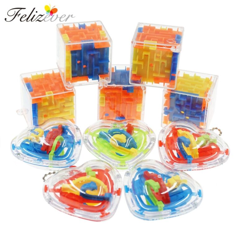 ball maze party favor