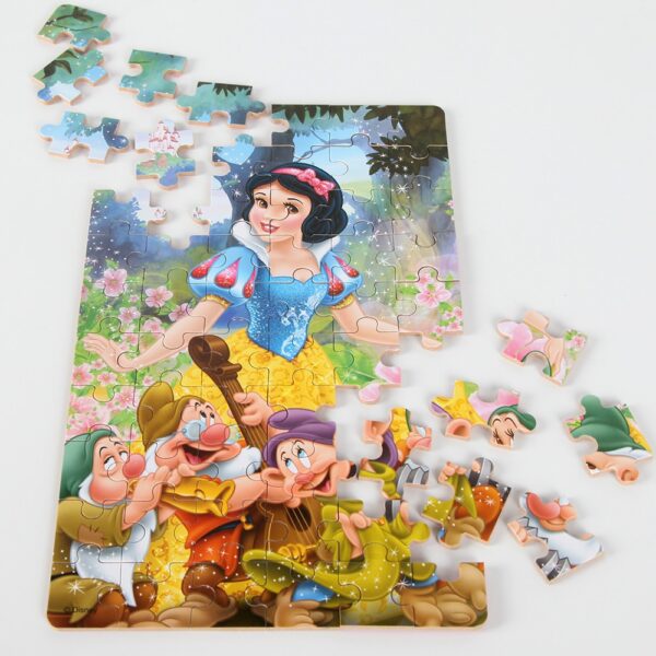 60pcs/set Snow White Theme Jigsaw Puzzle with Iron Box Princess Jigsaw Board Kids Birthday Party Gift Toy Supplies