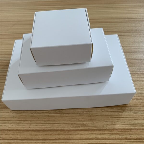 50pcs Multi Size Cute Square Kraft Packaging Box Wedding Party Favor Supplies Handmade Soap Chocolate Candy Storage Carton